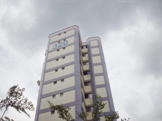 Blk 320 Jurong East Street 31 (Jurong East), HDB 4 Rooms #168832